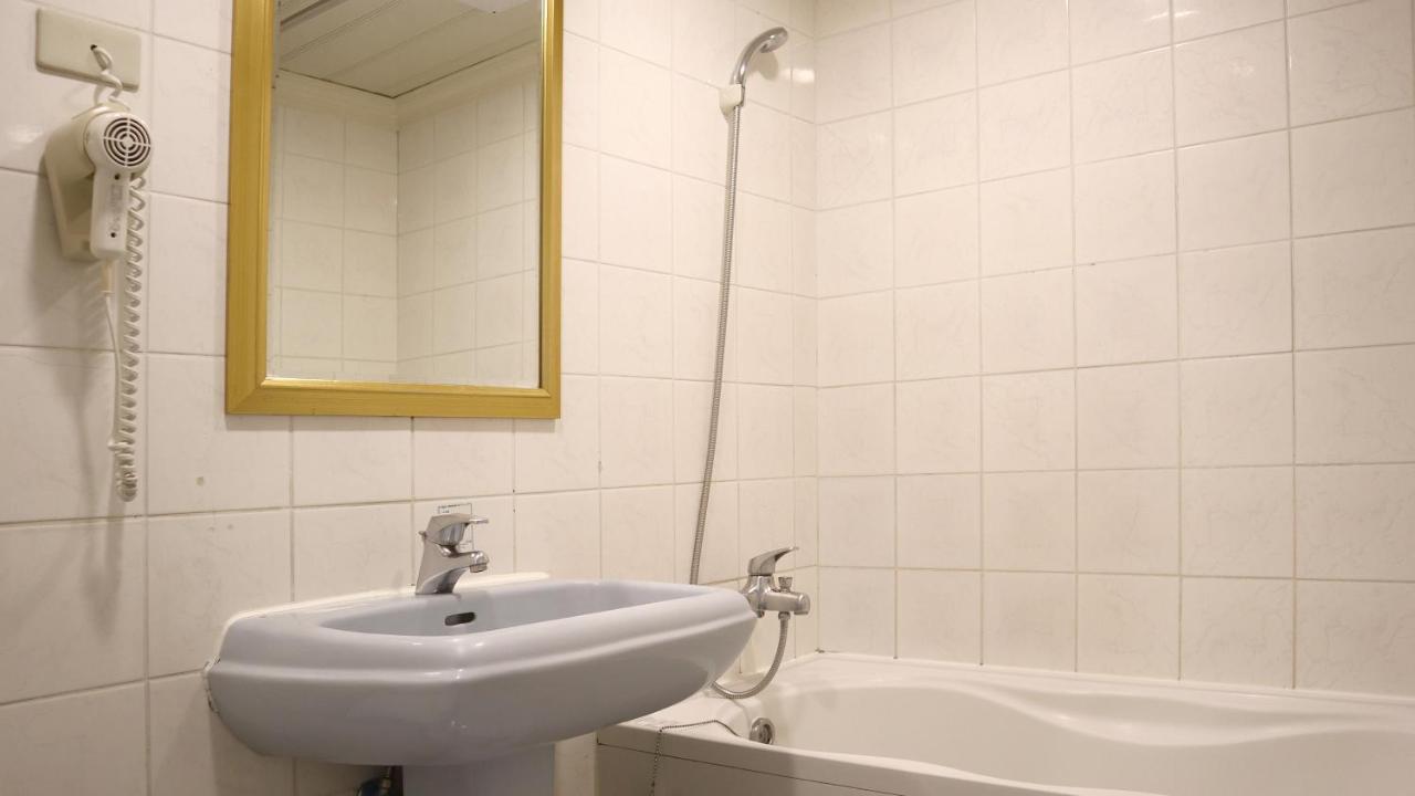 Ho Fong Business Stay Fengyuan Εξωτερικό φωτογραφία